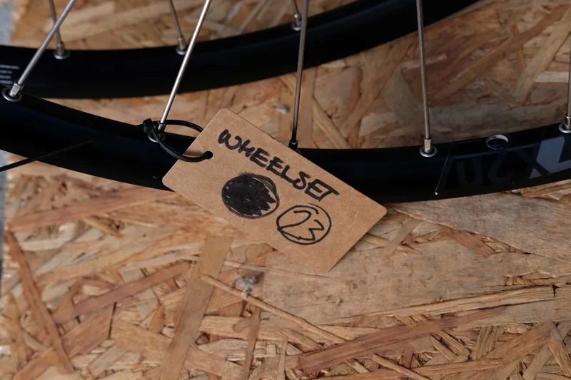 Wheelset 23 - Alex Rims 28 Inch ZX20 Hybrid Wheelset-6